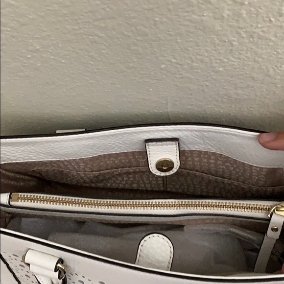 Kate spade white purse NWOT - Picture 6 of 10